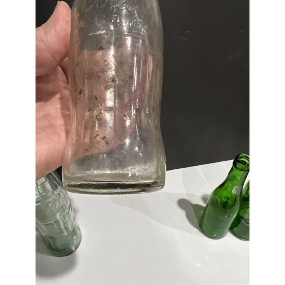 LOT WA Soda Bottles 7UP Coke-Cola Royal Crown Cola Vintage - Picture 12 of 16